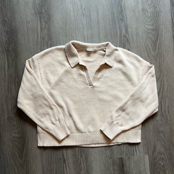 GAP Sweaters - GAP Cream Knit Sweater